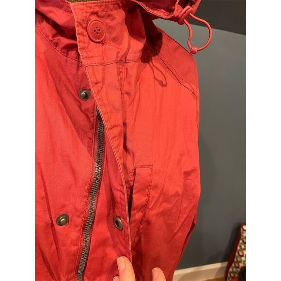 Dockers Men's Red Hooded Windbreaker Jacket Size L Casual Zip-Up - Picture 3 of 15